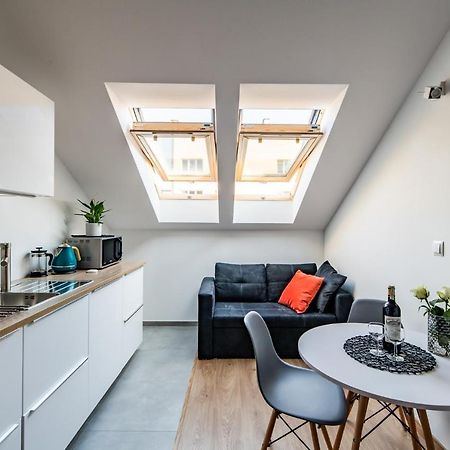 Neo Sky Apartment, Free Parking, 15 Min Walk Old Town&Kazimierz - By Homelike Kraków Eksteriør billede